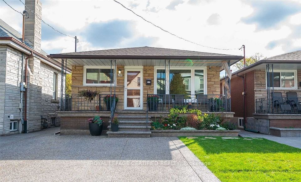 Detached at 290 Balmoral Avenue N, Hamilton, ON L8L 7S4, Hamilton