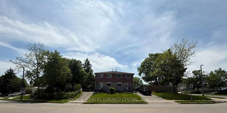 Semi-Detached  at 689 College Avenue W, Guelph, ON N1G 2Y2, Guelph