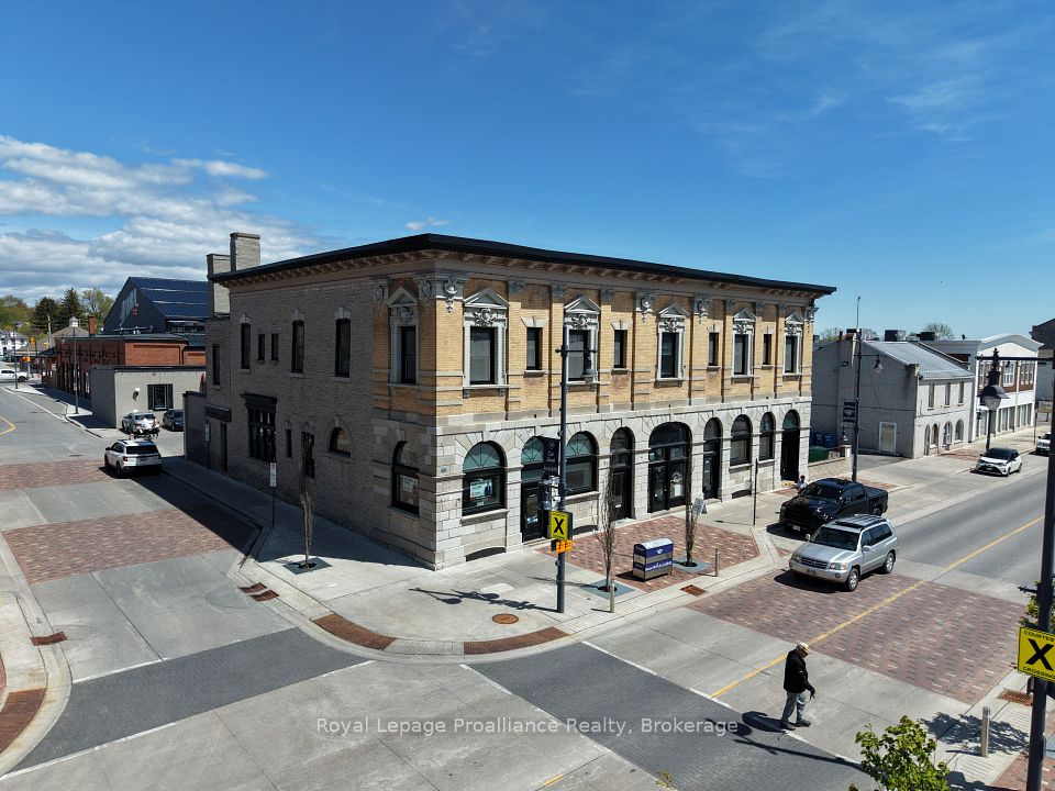 161 Front Street, Belleville, ON K8N 2Y6