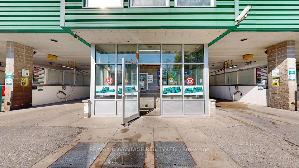 1754 Dundas Street, London East, ON N5W 3E2