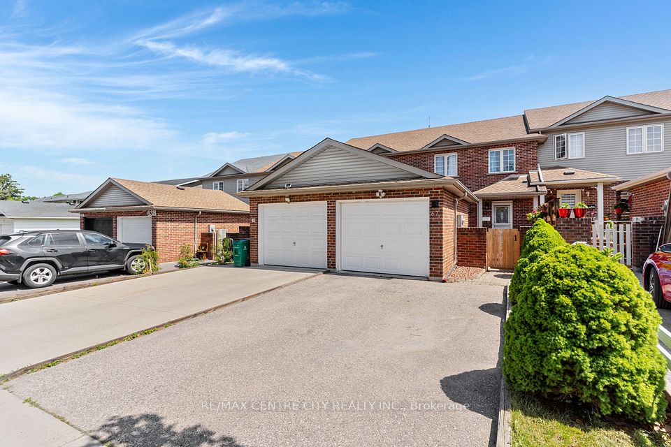 Att/Row/Townhouse at 67 Ralgreen Crescent, Kitchener, ON N2M 1V1, Kitchener