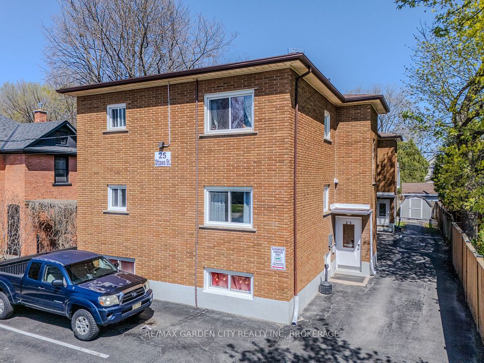 25 Ottawa Street, St. Catharines, ON L2R 1Z1