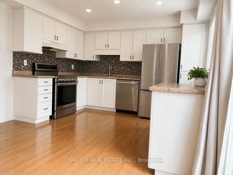 Att/Row/Townhouse at 21 Sorrento Street 1, Kitchener, ON N2R 0A4, Kitchener
