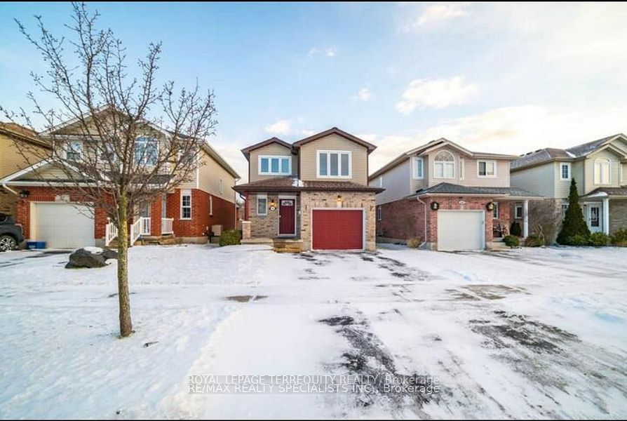 Detached at 60 Everglade Crescent, Kitchener, ON N2E 3Y6, Kitchener