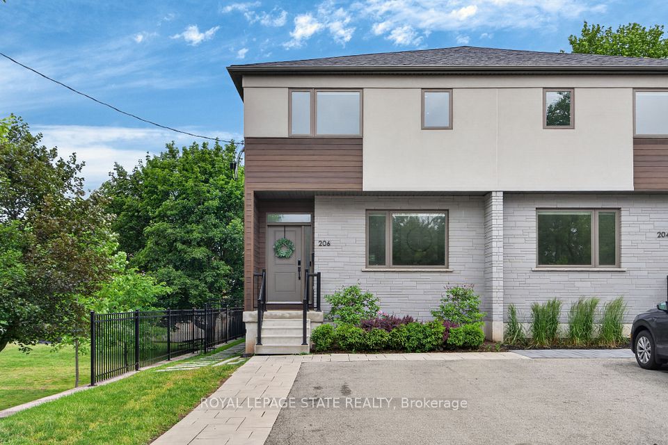 Semi-Detached  at 206 Canada Street, Hamilton, ON L8P 1P6, Hamilton