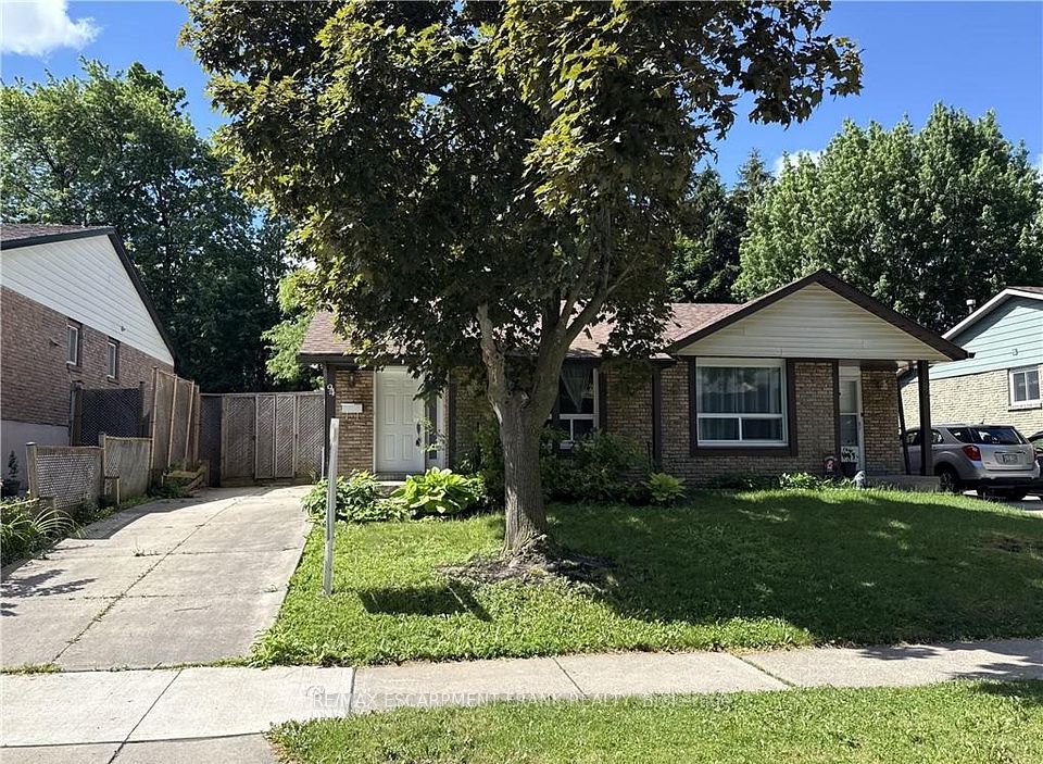 Semi-Detached  at 94 WENDOVER Drive, Hamilton, ON L9C 5X5, Hamilton