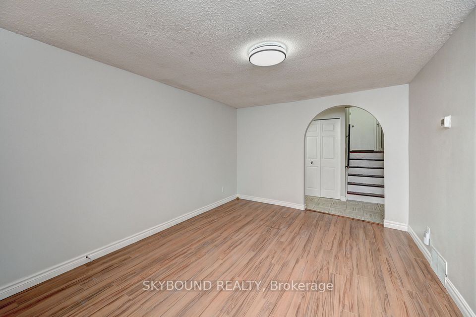 Semi-Detached  at 48 Cluthe Crescent, Kitchener, ON N2P 1M8, Kitchener