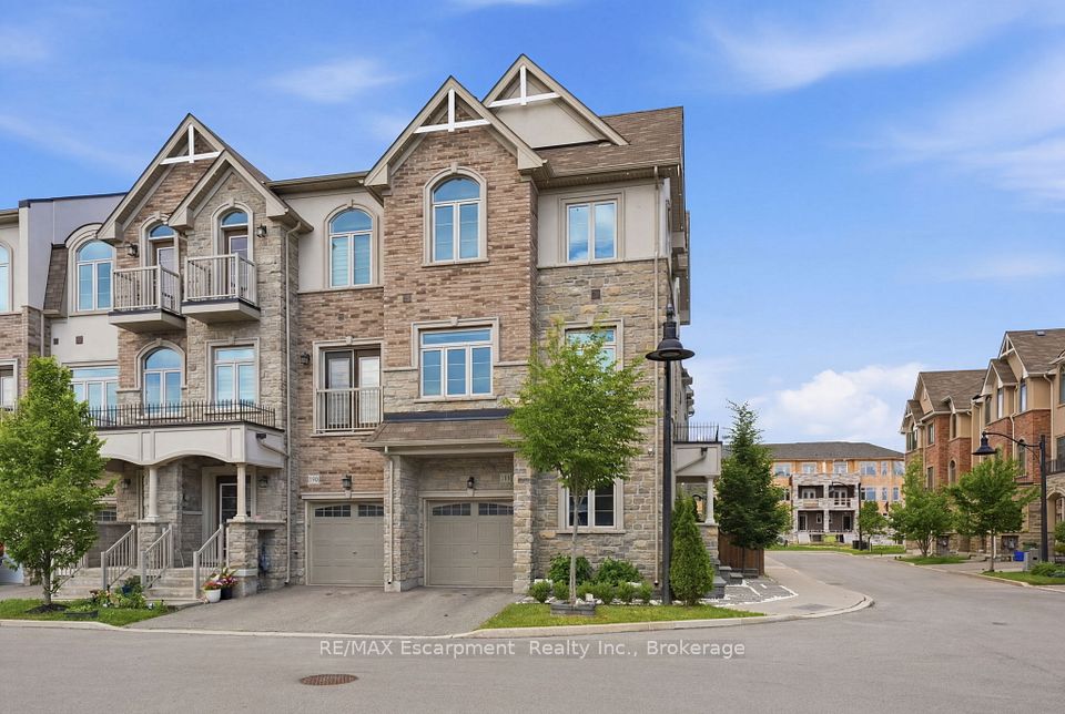 Att/Row/Townhouse at 141 Borers Creek Circle, Hamilton, ON L8B 1W3, Hamilton