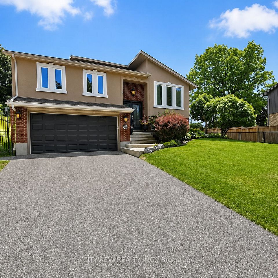 Detached at 372 Kribs Street, Cambridge, ON N3C 3L6, Cambridge