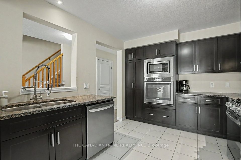 Att/Row/Townhouse at 46 Jeffrey Drive, Guelph, ON N1E 0M4, Guelph