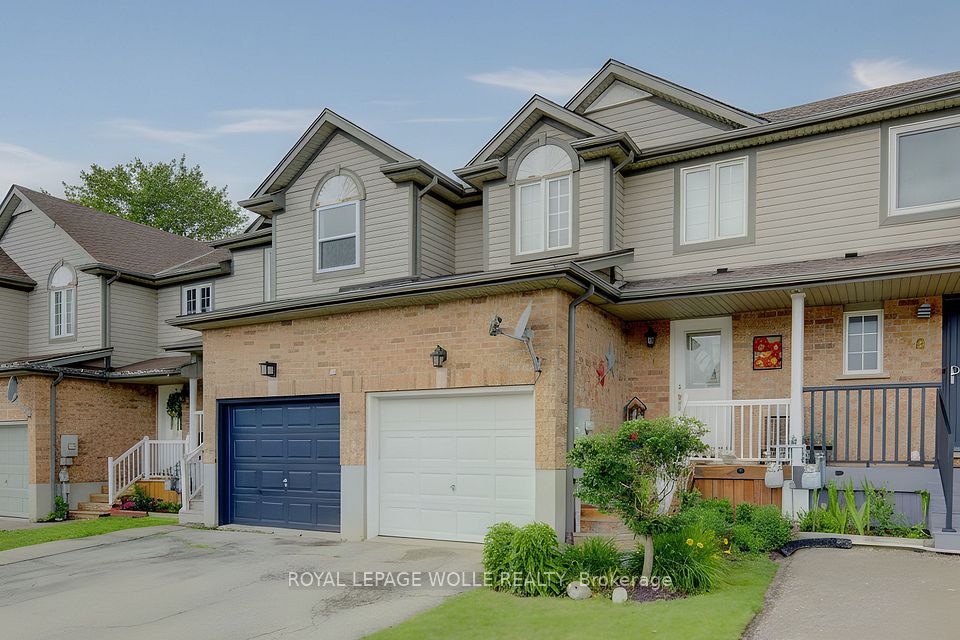 Att/Row/Townhouse at 60 Foxglove Crescent, Kitchener, ON N2E 3Y7, Kitchener
