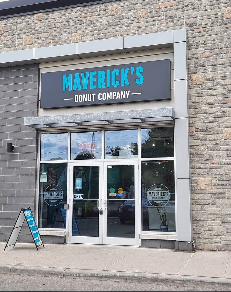 140 8 Highway 10C, Hamilton, ON L8G 1C2