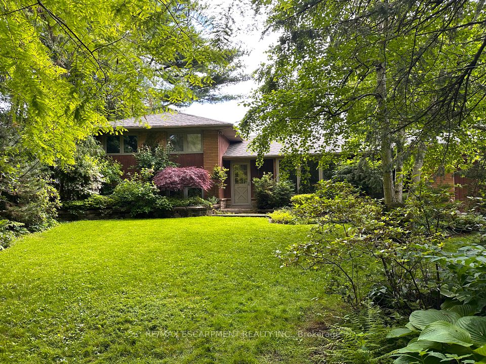 Detached at 467 Kitty Murray Lane, Hamilton, ON L9G 3K9, Hamilton