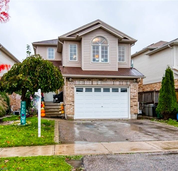 Detached at 490 Activa Avenue UPPER, Kitchener, ON N2E 4C1, Kitchener