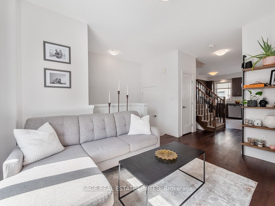 Att/Row/Townhouse at 4 Could Lane, Hamilton, ON L9G 0H2, Hamilton