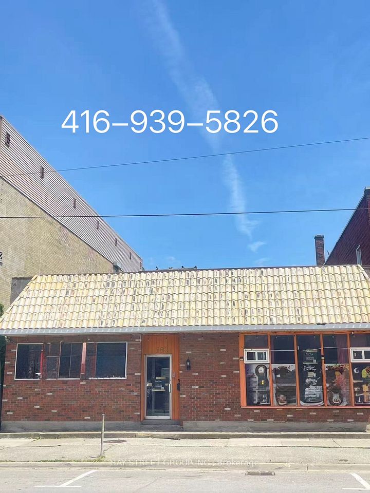 182 king st Street, Welland, ON L3B 3J5