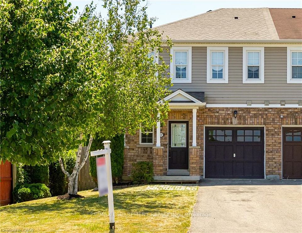 Att/Row/Townhouse at 137 WINDWOOD Drive, Hamilton, ON L0R 1C0, Hamilton