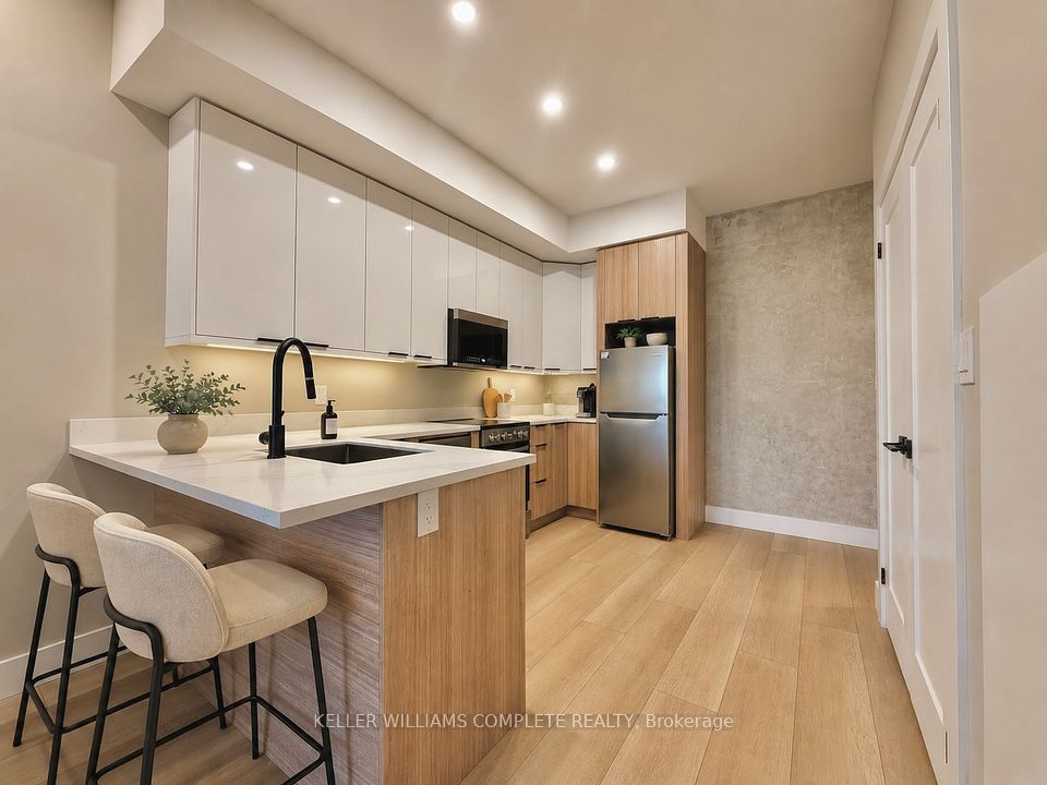 Condo Apartment at 169 James Street S 207, Hamilton, ON L8P 3A3, Hamilton