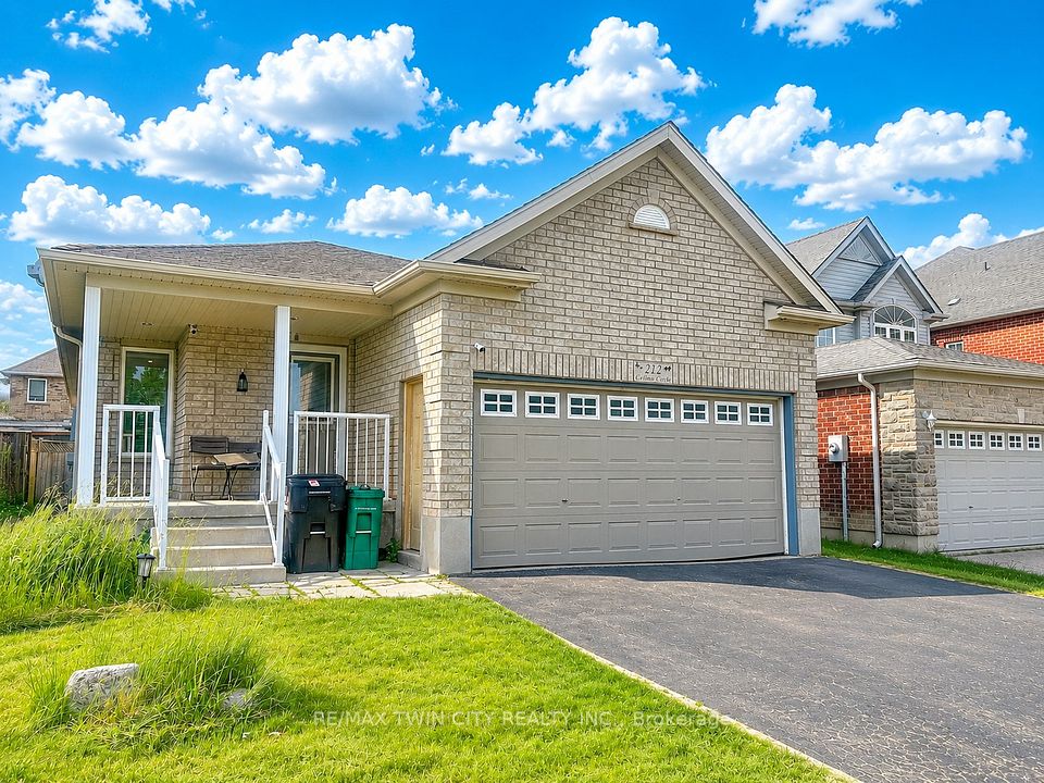 Detached at 212 Colton Circle, Kitchener, ON N2A 4K2, Kitchener