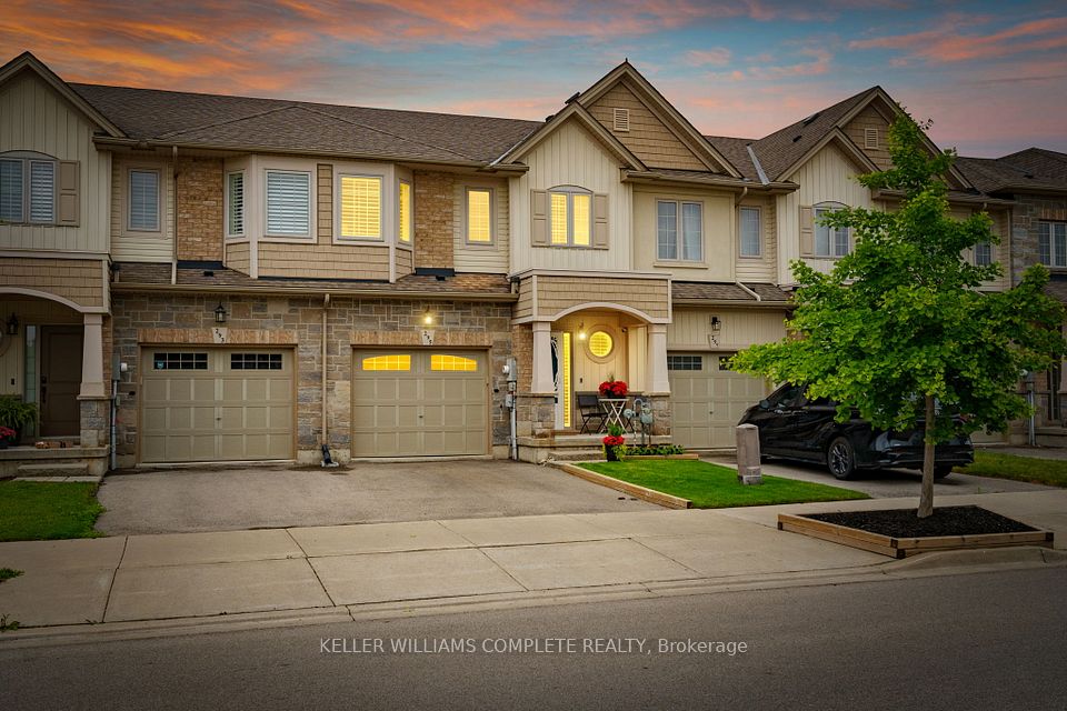 Att/Row/Townhouse at 295 Pumpkin Pass, Hamilton, ON L0R 1C0, Hamilton