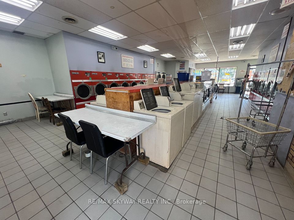 280 Victoria Street N 2A, Kitchener, ON N2H 5E2
