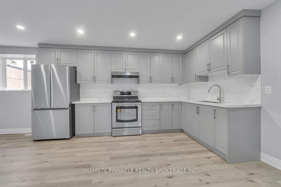 389 Lyle Street, London East, ON N5W 3R6