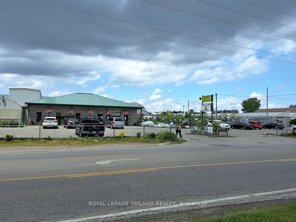 1720 Gore Road, London East, ON N5W 5L5
