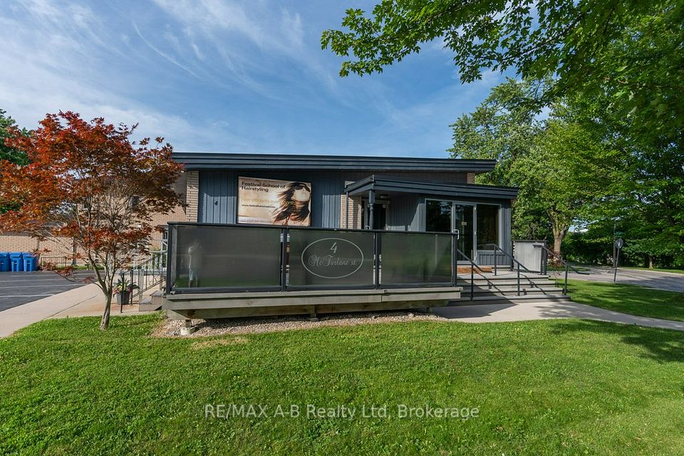 4 MC FARLANE Street, Stratford, ON N5A 8B6