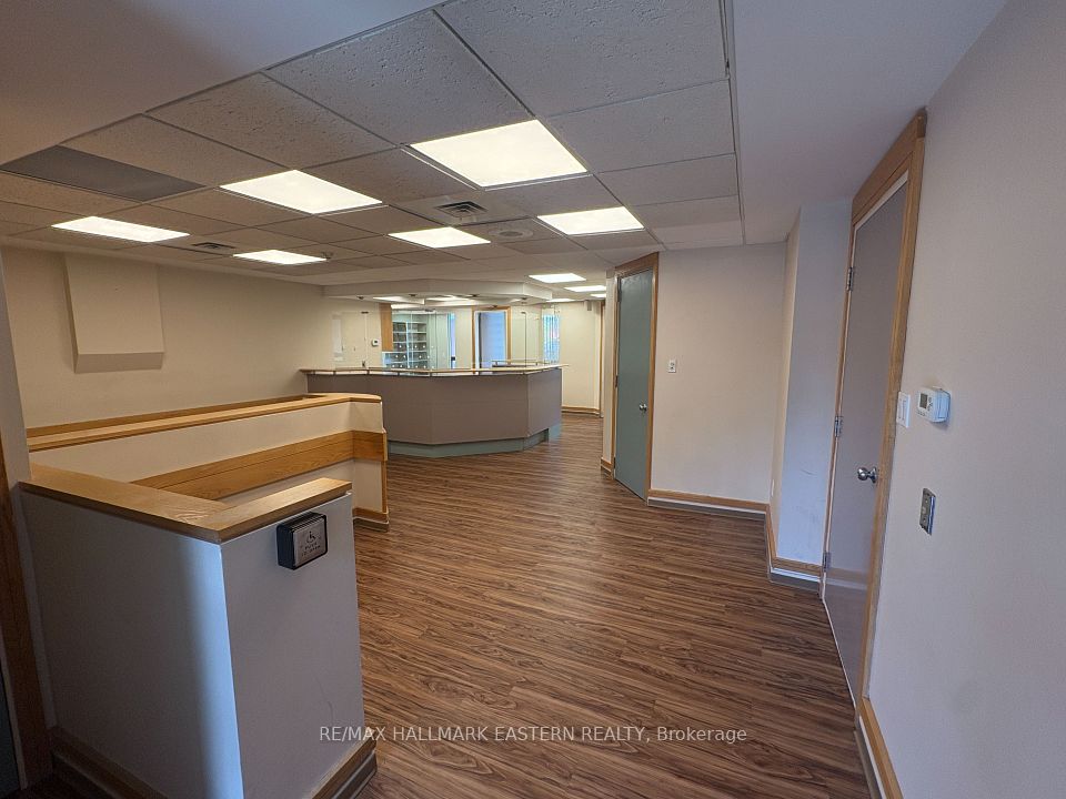 380 Burnham Street 101, Peterborough, ON K9H 1T6