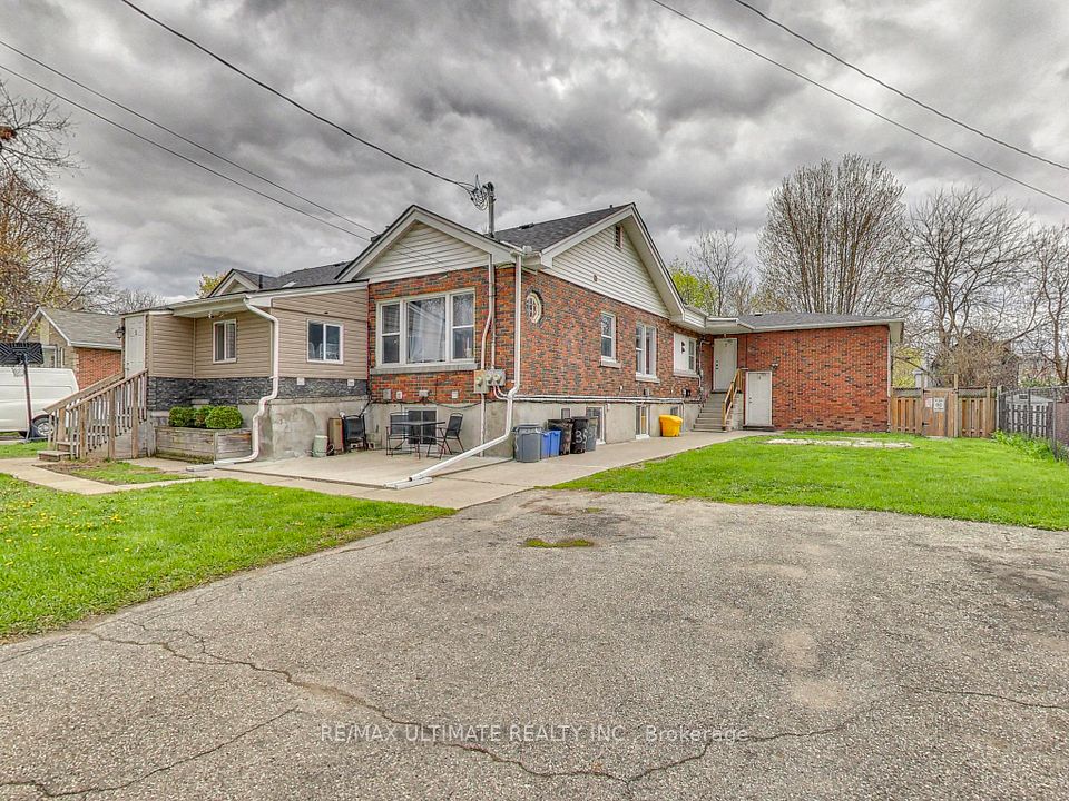 135 Chatham Street, Brantford, ON N3S 4G5