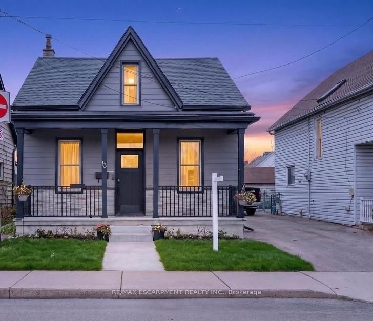 Detached at 13 Richmond Street, Hamilton, ON L8P 4J3, Hamilton