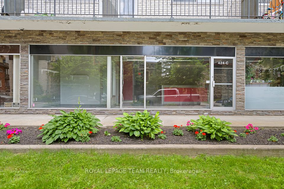 424 Queen Street C, Ottawa Centre, ON K1R 5A8