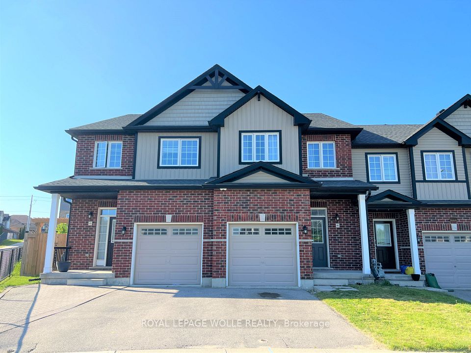 Att/Row/Townhouse at 46 Renfrew Street, Kitchener, ON N2R 0G5, Kitchener