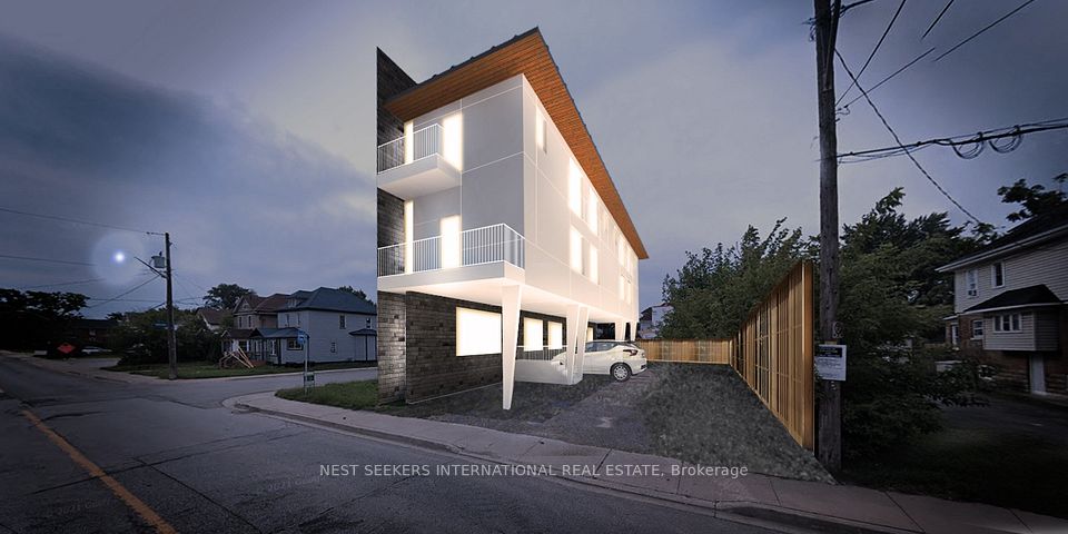 5020 Bridge Street, Niagara Falls, ON L2E 2S6