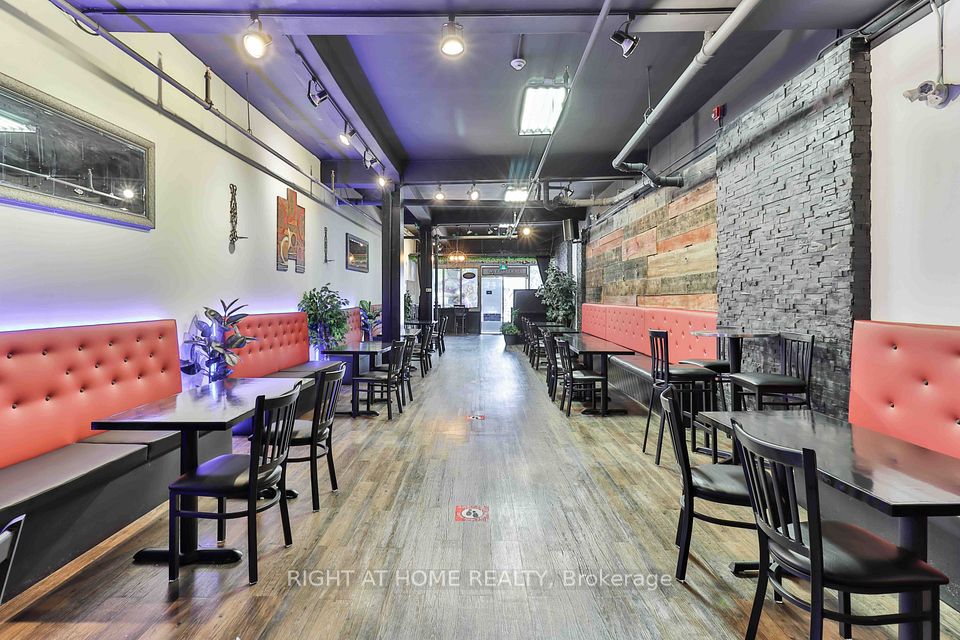 179 King Street W, Kitchener, ON N2G 1A7