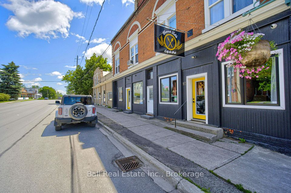97 King Street, Kawartha Lakes, ON K0M 2T0