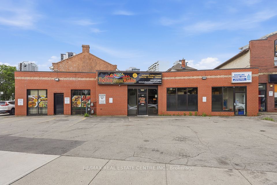 239 York Boulevard, Hamilton, ON L8R 1Y7