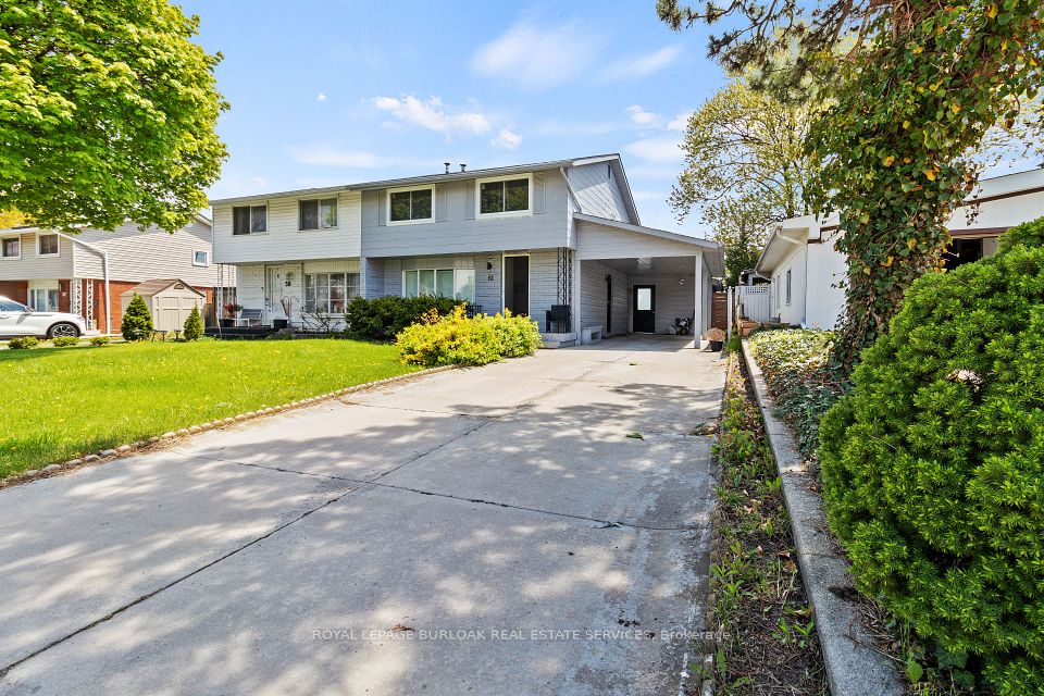 Semi-Detached at 61 Goldfinch Road LOWER, Hamilton, ON L9A 3W9, Hamilton