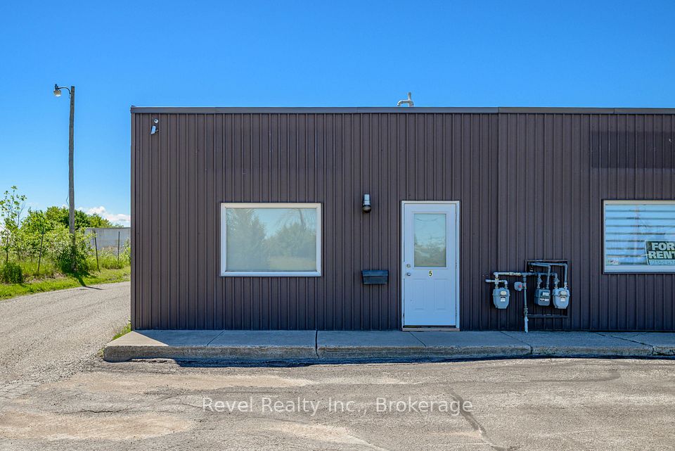 196 ST. DAVID Street 5, Kawartha Lakes, ON K9V 6H6