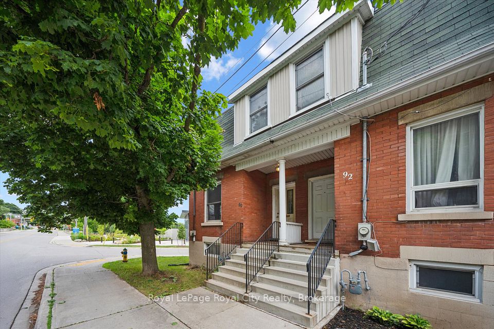 Att/Row/Townhouse at 90 Neeve Street, Guelph, ON N1E 5S1, Guelph