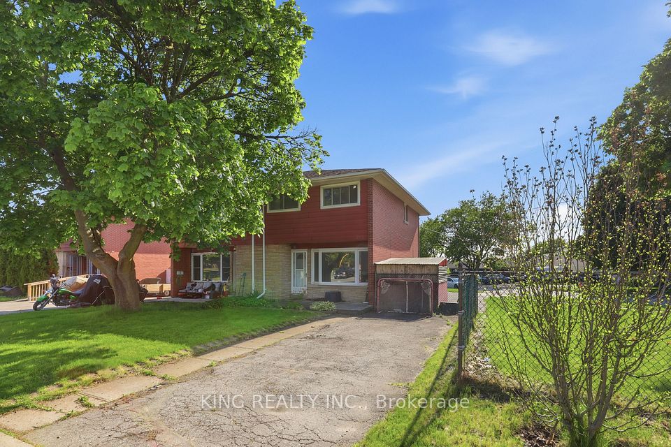 Semi-Detached at 920 Concession Road, Cambridge, ON N3H 4L6, Cambridge