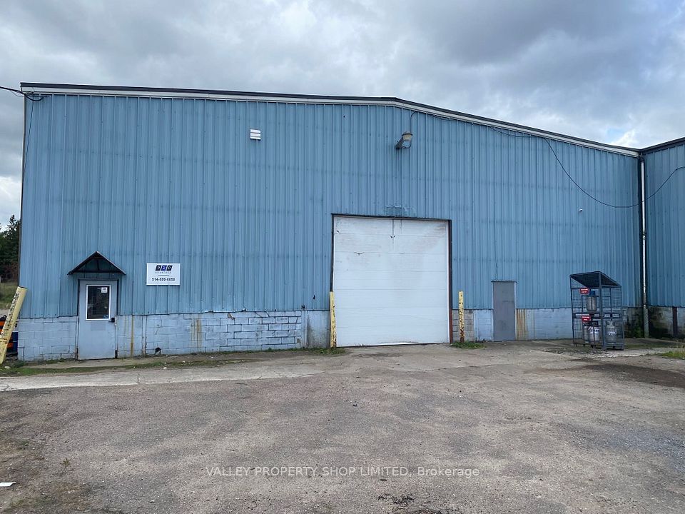 794 River Road Unit 2, Pembroke, ON K8A 1A1