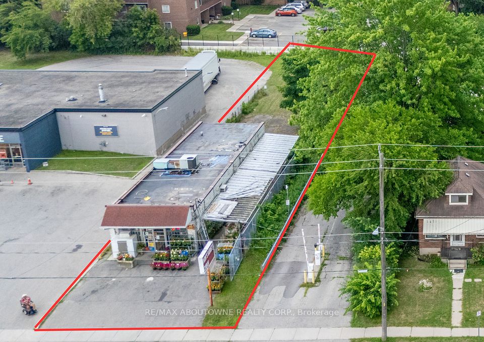 120 St George Street, Brantford, ON N3R 1V6