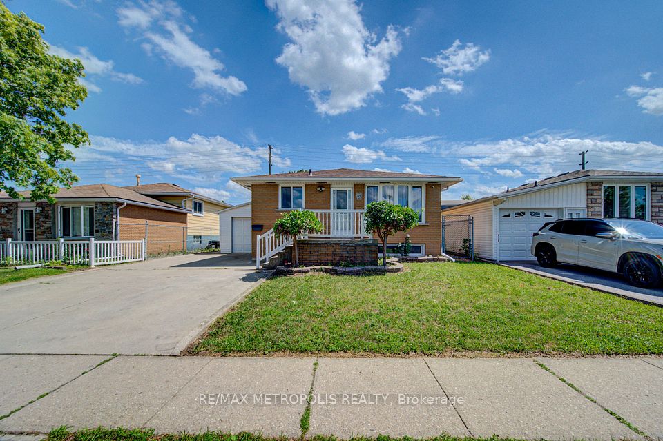 Detached at 89 Winter Avenue, Cambridge, ON N1R 6G8, Cambridge