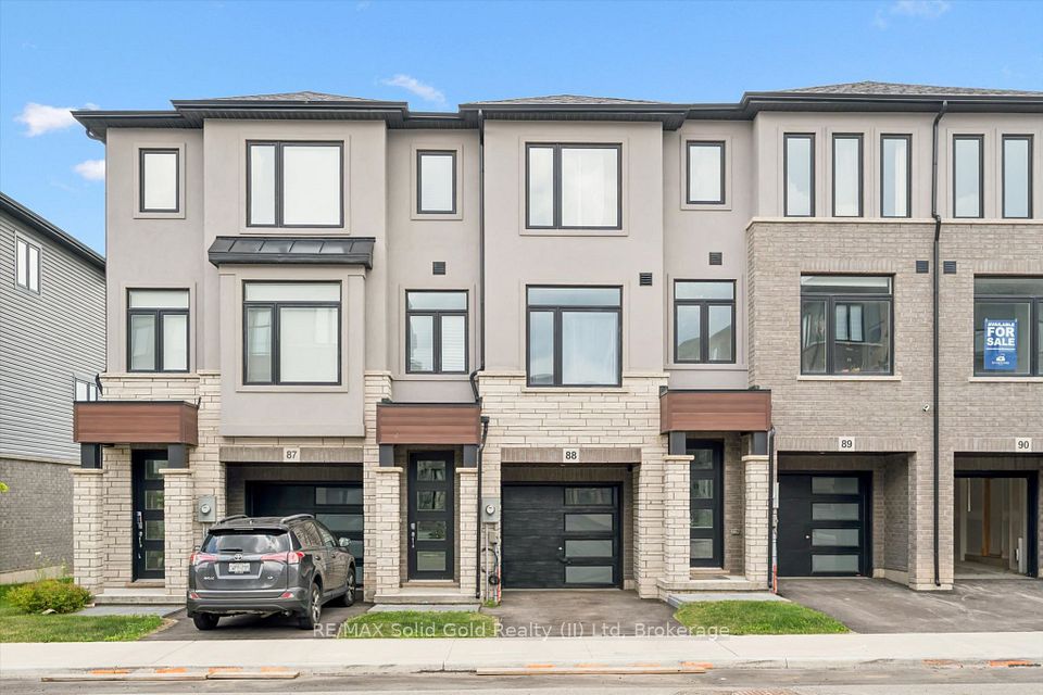Condo Townhouse at 155 Equestrian Way 88, Cambridge, ON N3E 0E8, Cambridge