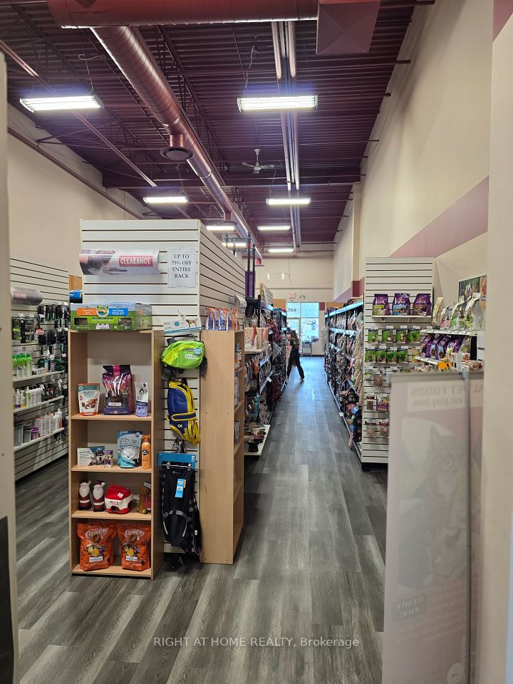 2273 Rymal Road 8, Hamilton, ON L8J 2V8