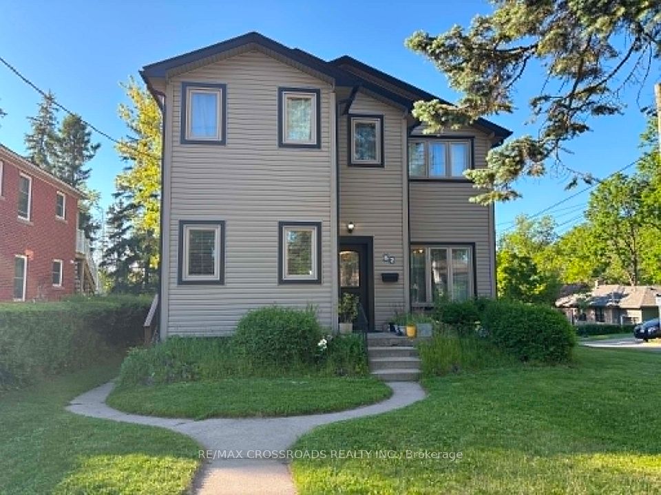 Detached at 62 Sanders Boulevard, Hamilton, ON L8S 3J7, Hamilton