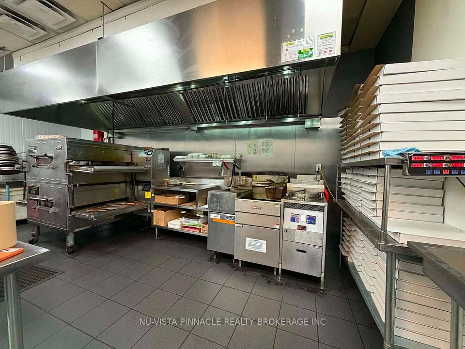 515 Wellington Road 5, London South, ON N6C 4R3