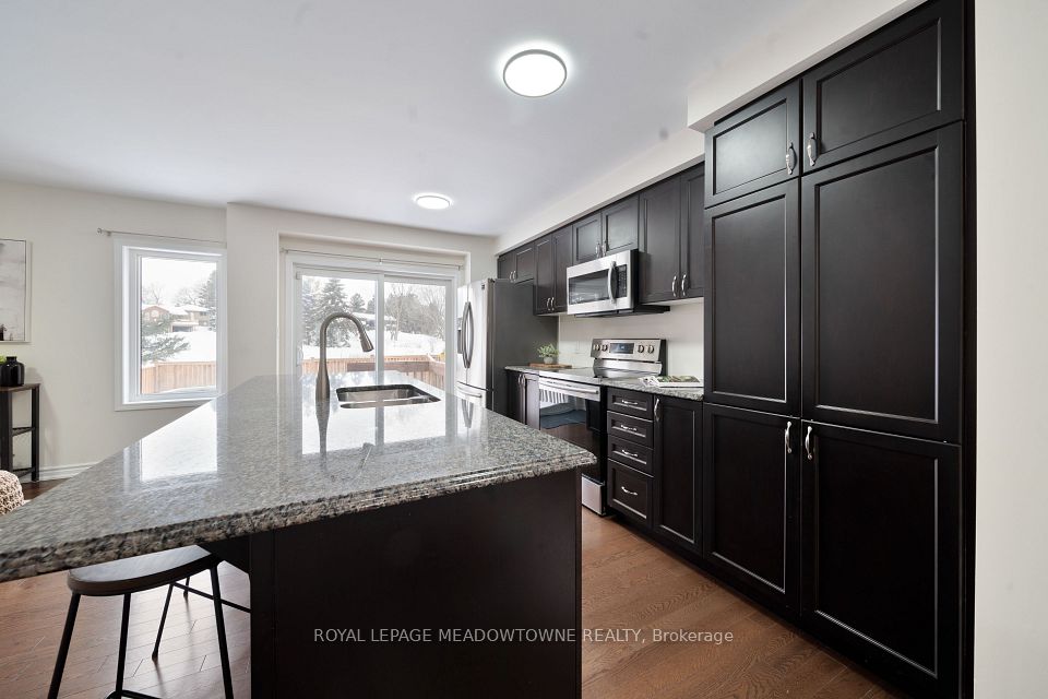 Detached at 364 Equestrian Way, Cambridge, ON N3E 0B9, Cambridge