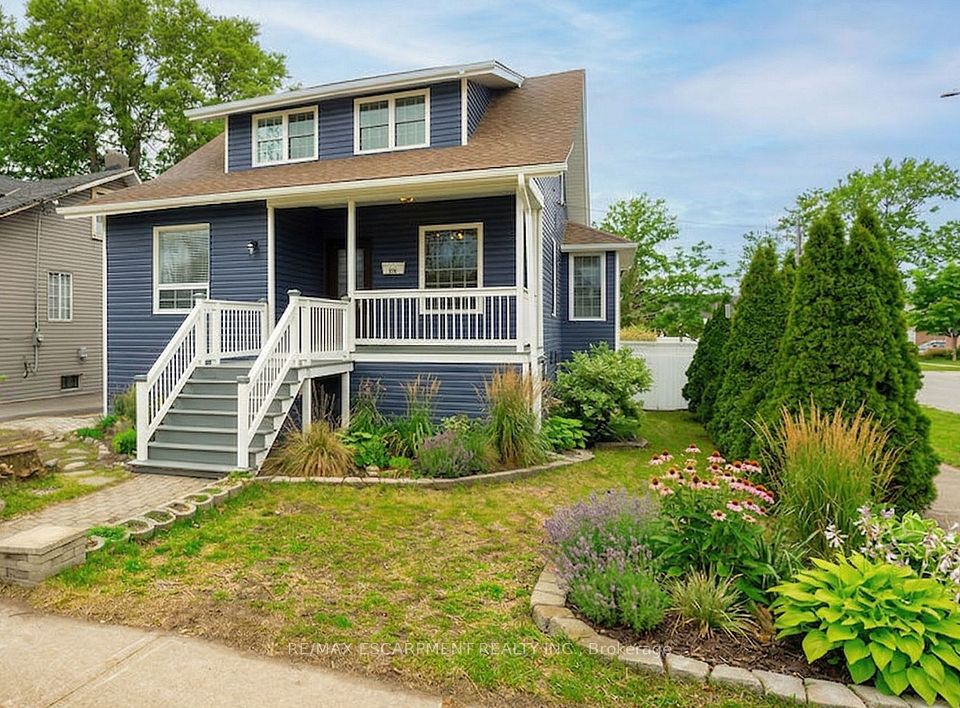 Detached at 270 Beach Boulevard, Hamilton, ON L8H 6W1, Hamilton